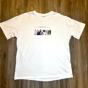 Taylor Swift t-shirt brand new